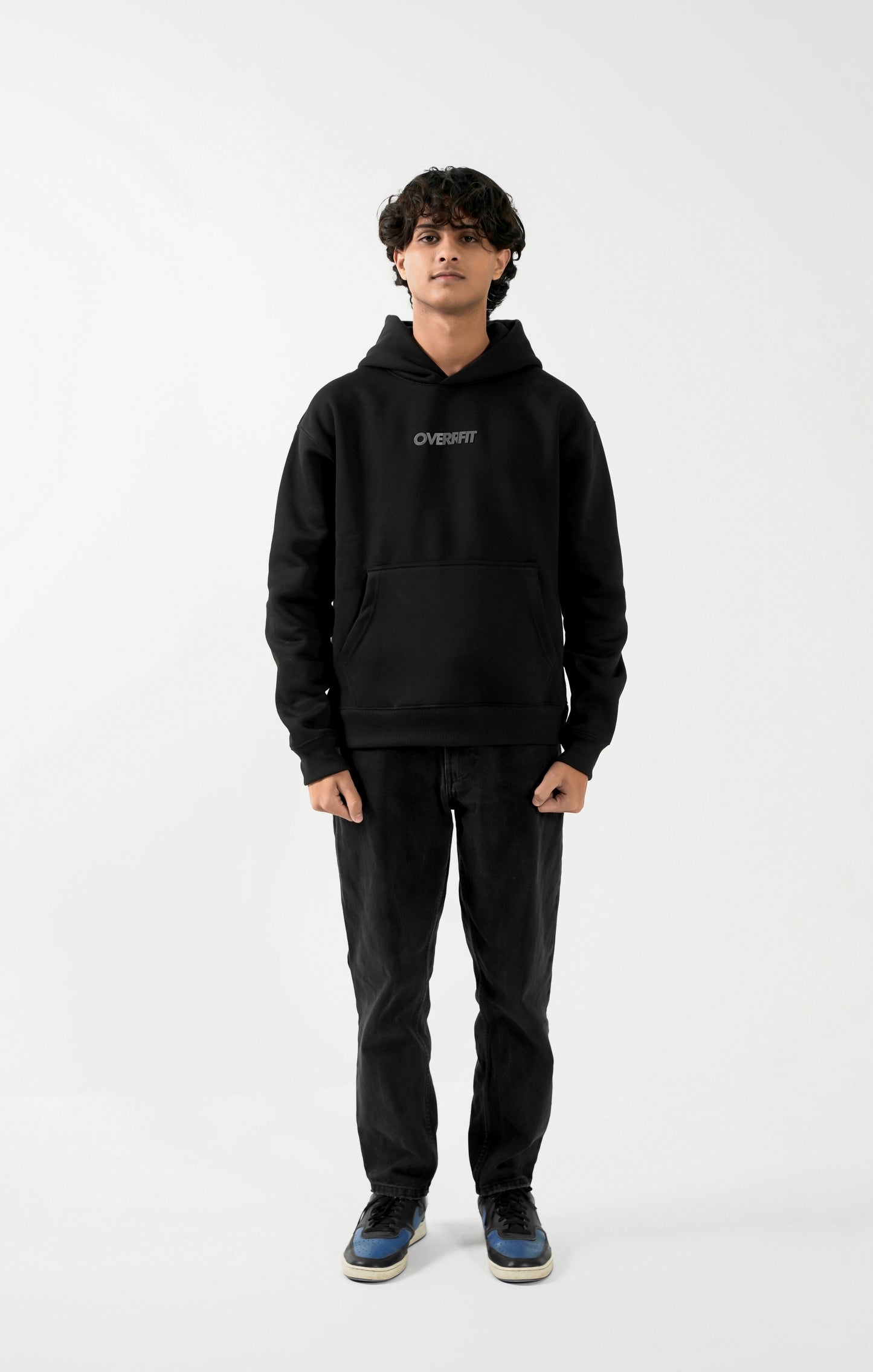 ARTICLE 002 // BLACK OVERSIZED HOODIE