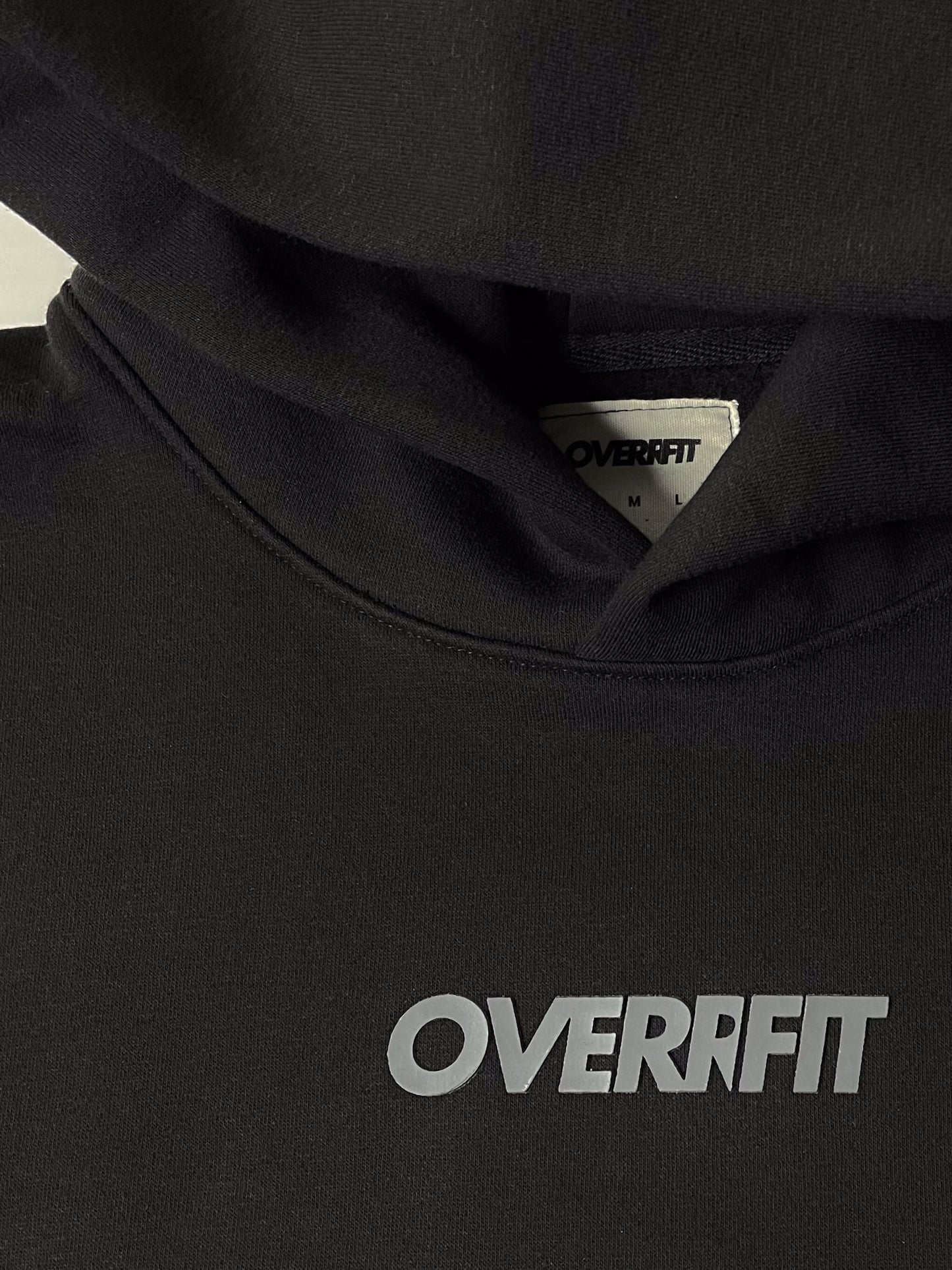 ARTICLE 002 // BLACK OVERSIZED HOODIE