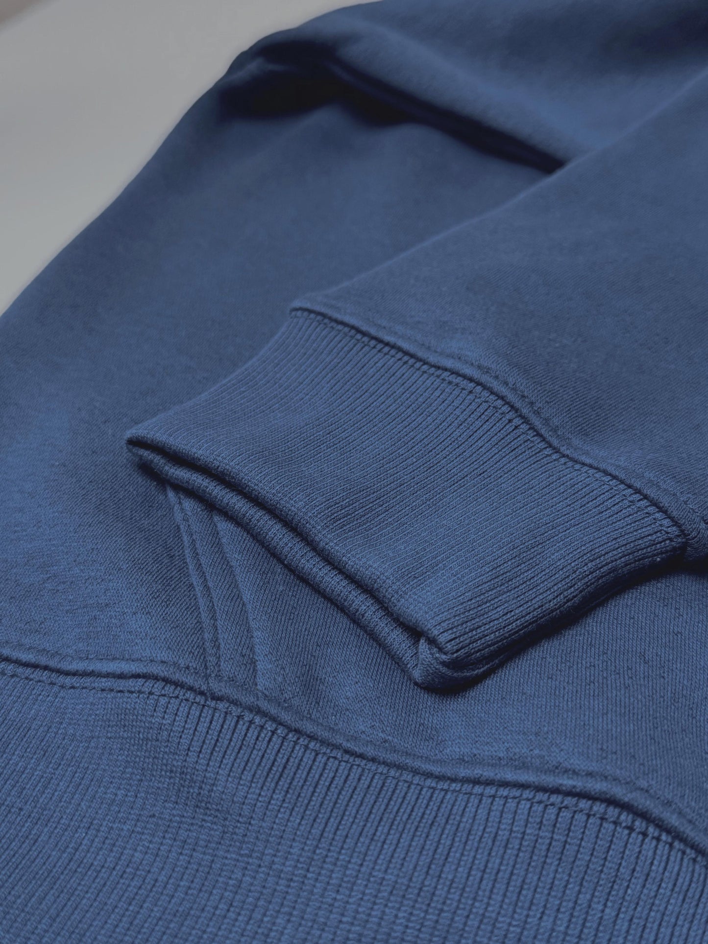 ARTICLE 004 // BLUE OVERSIZED HOODIE